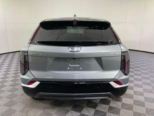 2026 Cadillac OPTIQ Premium Luxury