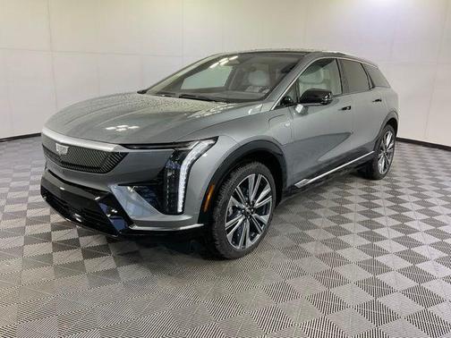 2026 Cadillac OPTIQ Premium Luxury