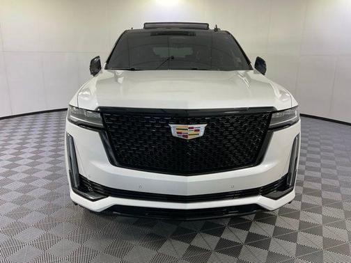 2022 Cadillac Escalade Premium Luxury