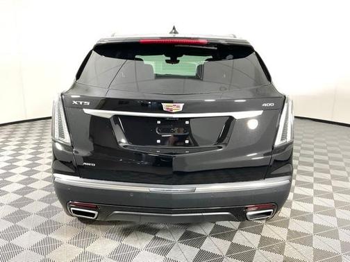2025 Cadillac XT5 Sport