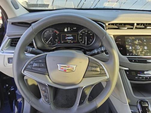 2025 Cadillac XT5 Premium Luxury