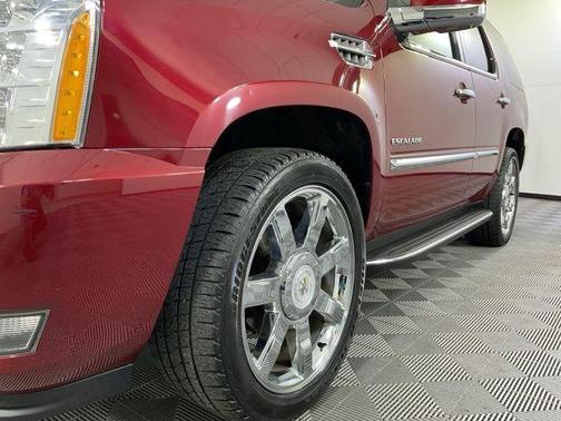 2010 Cadillac Escalade Luxury