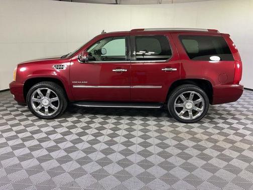 2010 Cadillac Escalade Luxury