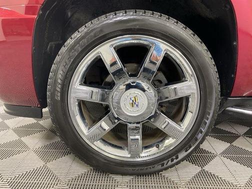 2010 Cadillac Escalade Luxury