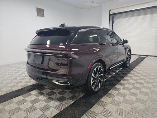 2024 Lincoln Nautilus Black Label