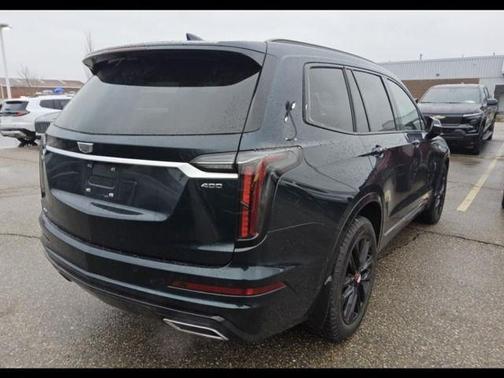 2025 Cadillac XT6 Sport AWD