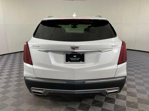 Crystal White Tri-Coat 2026 Cadillac XT5 Premium Luxury