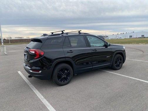 2023 GMC Terrain AT4