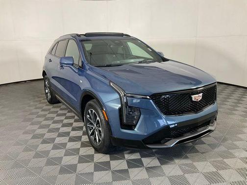 2025 Cadillac XT4 Sport