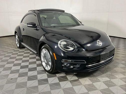 2019 Volkswagen Beetle 2.0T SE