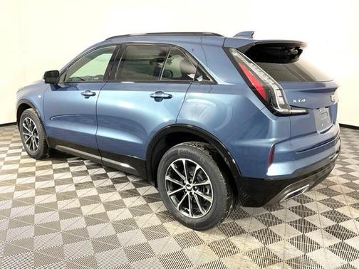 2025 Cadillac XT4 Sport