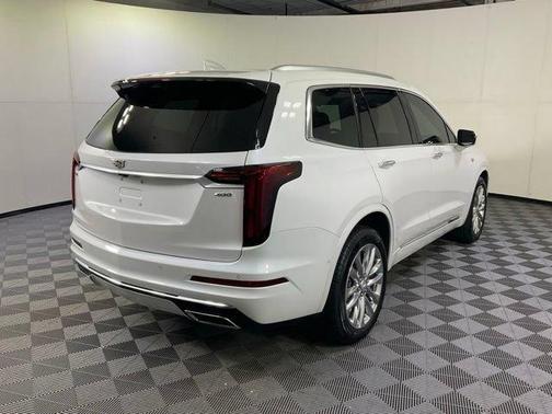 Crystal White Tri-Coat 2025 Cadillac XT6 Premium Luxury AWD