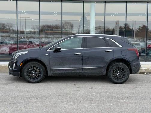 2022 Cadillac XT5 Premium Luxury