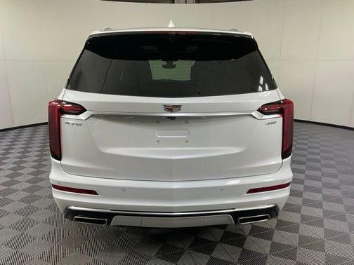 2024 Cadillac XT6 Premium Luxury FWD