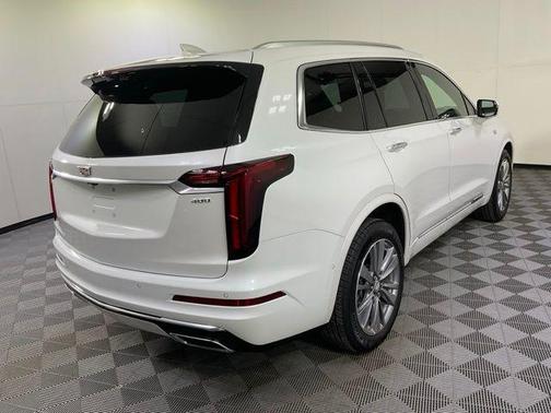 2024 Cadillac XT6 Premium Luxury FWD
