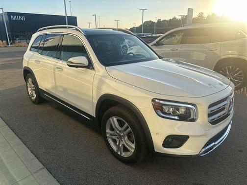2022 Mercedes-Benz GLB 250 Base 4MATIC