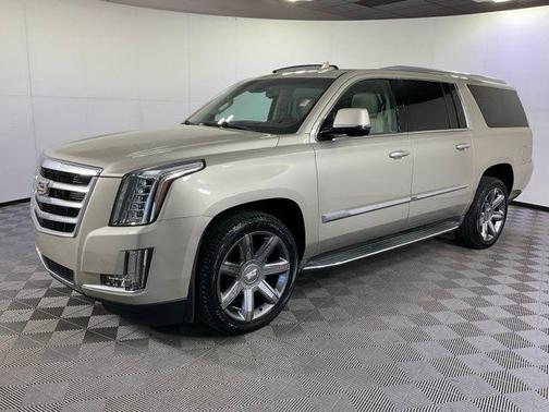 Silver Coast Metallic 2016 Cadillac Escalade ESV Luxury