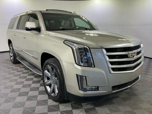 Silver Coast Metallic 2016 Cadillac Escalade ESV Luxury