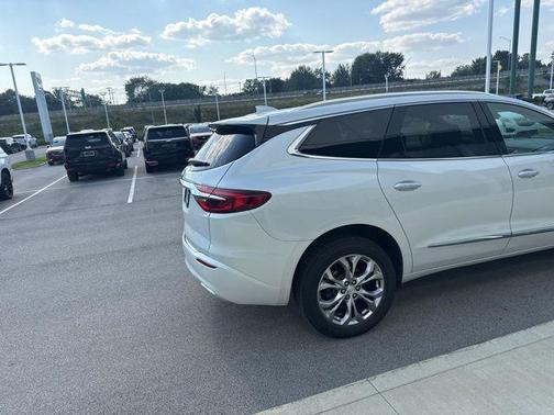 2021 Buick Enclave Avenir