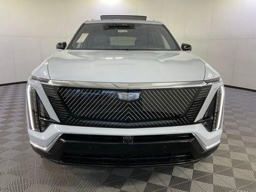 Vibrant White 2026 Cadillac VISTIQ Luxury