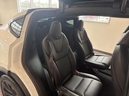 Black 2022 Tesla Model X Base