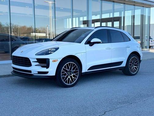 Carrara White Metallic 2020 Porsche Macan S