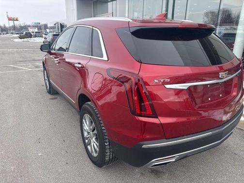 2022 Cadillac XT5 Premium Luxury