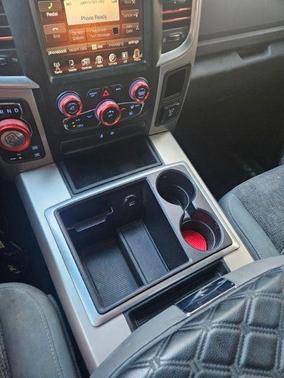 2015 RAM 1500 SLT
