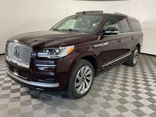2023 Lincoln Navigator L Reserve
