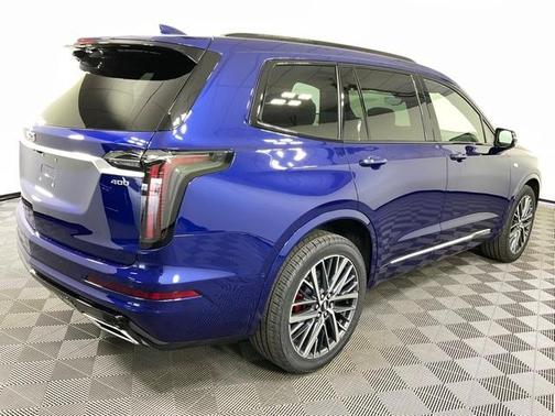 2025 Cadillac XT6 Sport AWD