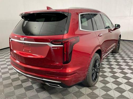 2025 Cadillac XT6 Luxury FWD
