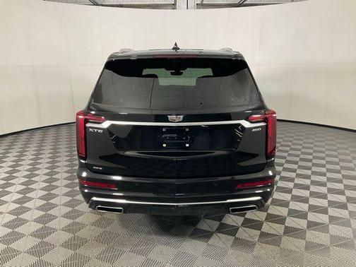2024 Cadillac XT6 Premium Luxury AWD