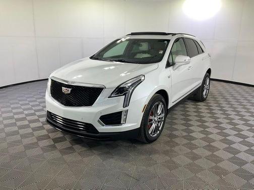 2025 Cadillac XT5 Sport