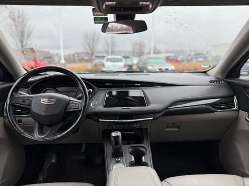 2019 Cadillac XT4 Premium Luxury