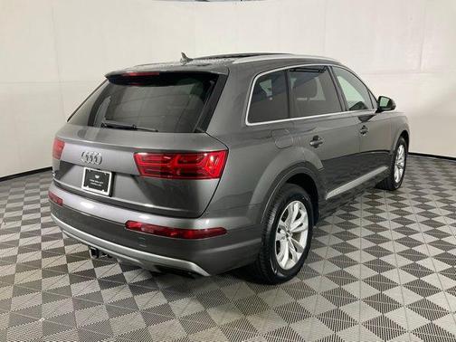2019 Audi Q7 55 Premium