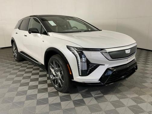 2025 Cadillac OPTIQ Luxury