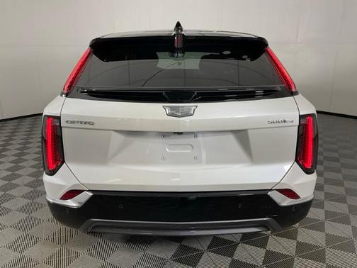 2025 Cadillac OPTIQ Luxury