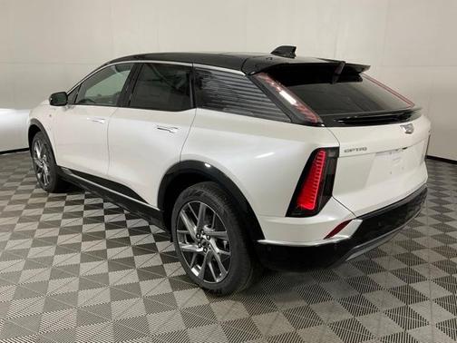 2025 Cadillac OPTIQ Luxury
