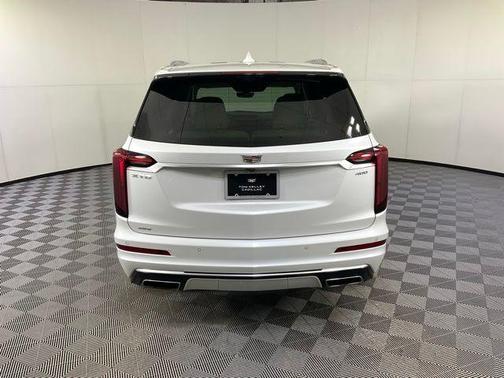 2022 Cadillac XT6 Premium Luxury AWD