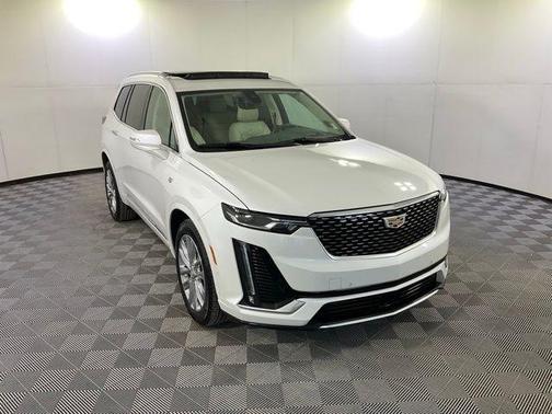 2022 Cadillac XT6 Premium Luxury AWD