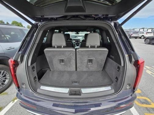 2025 Cadillac XT6 Premium Luxury AWD
