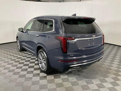 2025 Cadillac XT6 Premium Luxury AWD
