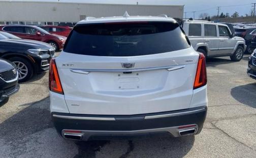 2022 Cadillac XT5 Premium Luxury