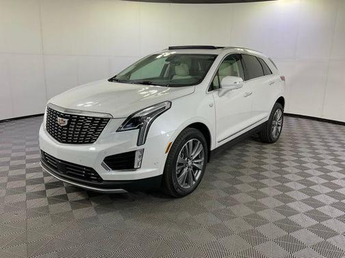 Crystal White Tri-Coat 2026 Cadillac XT5 Premium Luxury