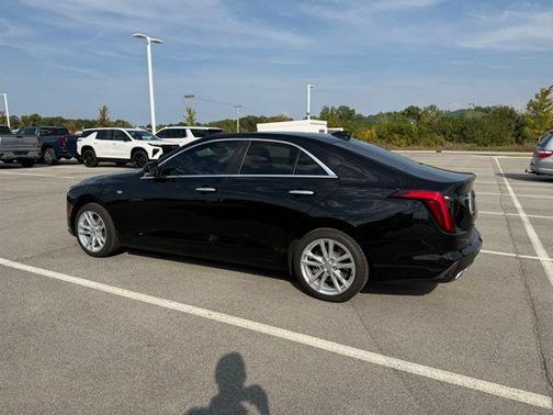 2021 Cadillac CT4 Luxury