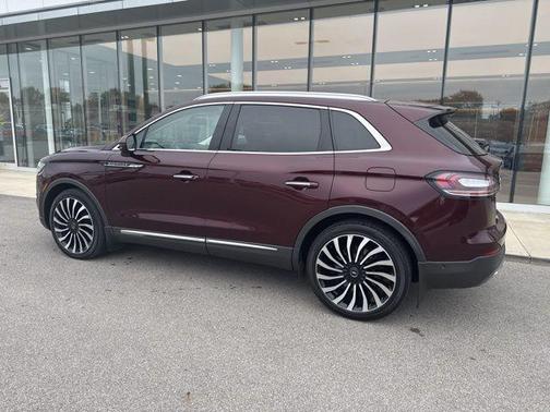 2019 Lincoln Nautilus Black Label