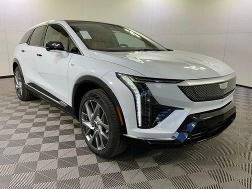 2026 Cadillac OPTIQ Premium Luxury