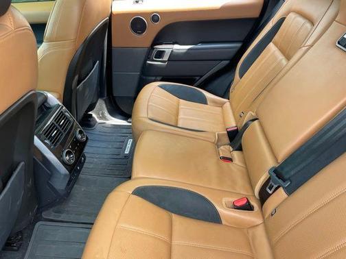 Fuji White 2020 Land Rover Range Rover Sport HSE Dynamic