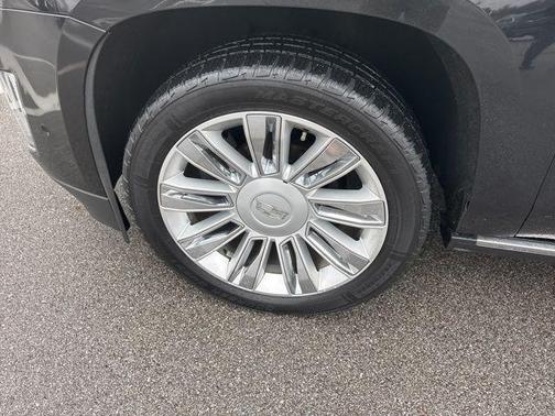 2019 Cadillac Escalade Platinum