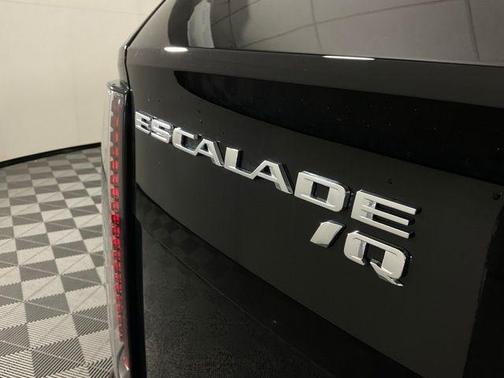 2025 Cadillac Escalade IQ Luxury 1